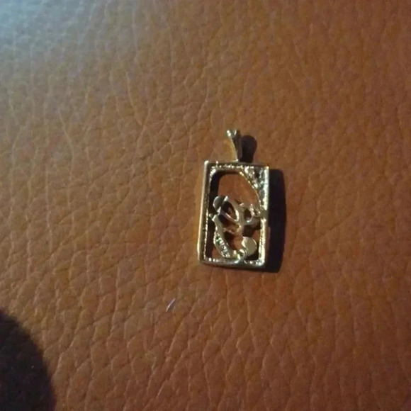 🌹Gold plated letter pendant "G" - Picture 6 of 6